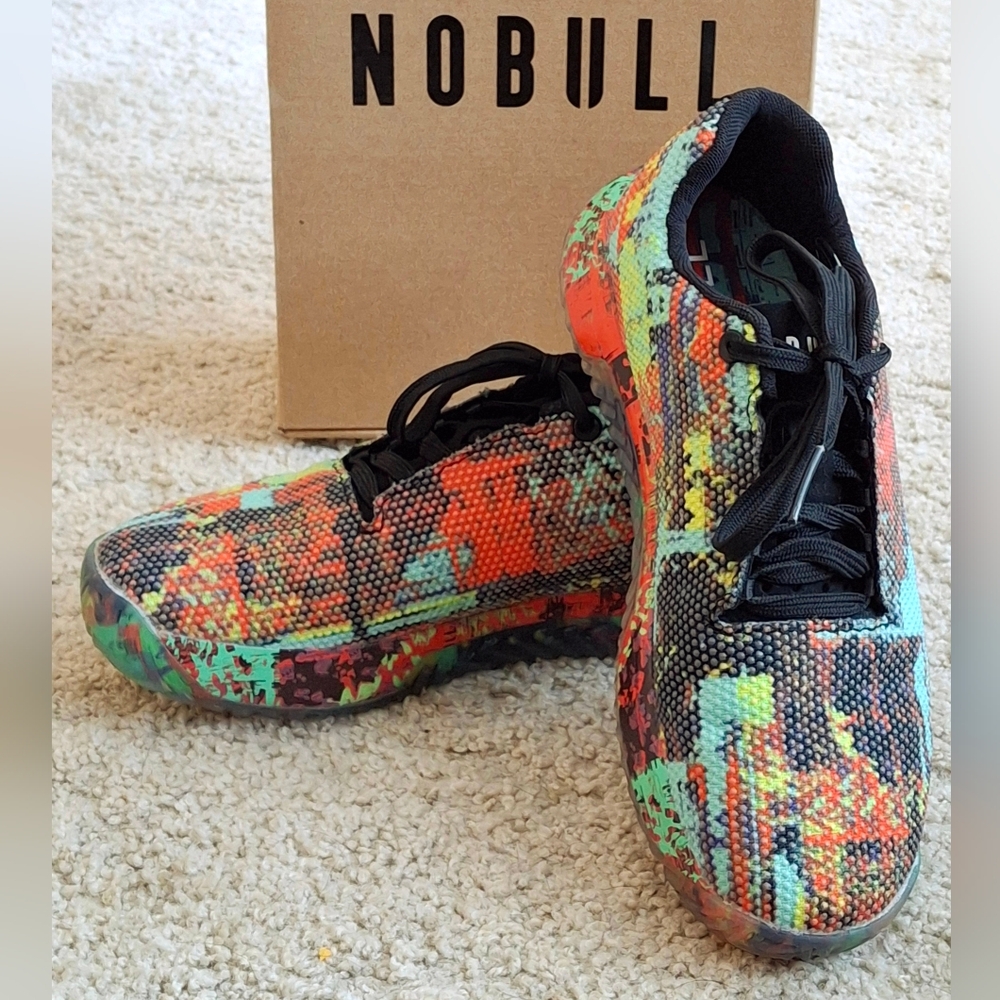 NWT Women's size 8 NoBull glitch athletic shoes